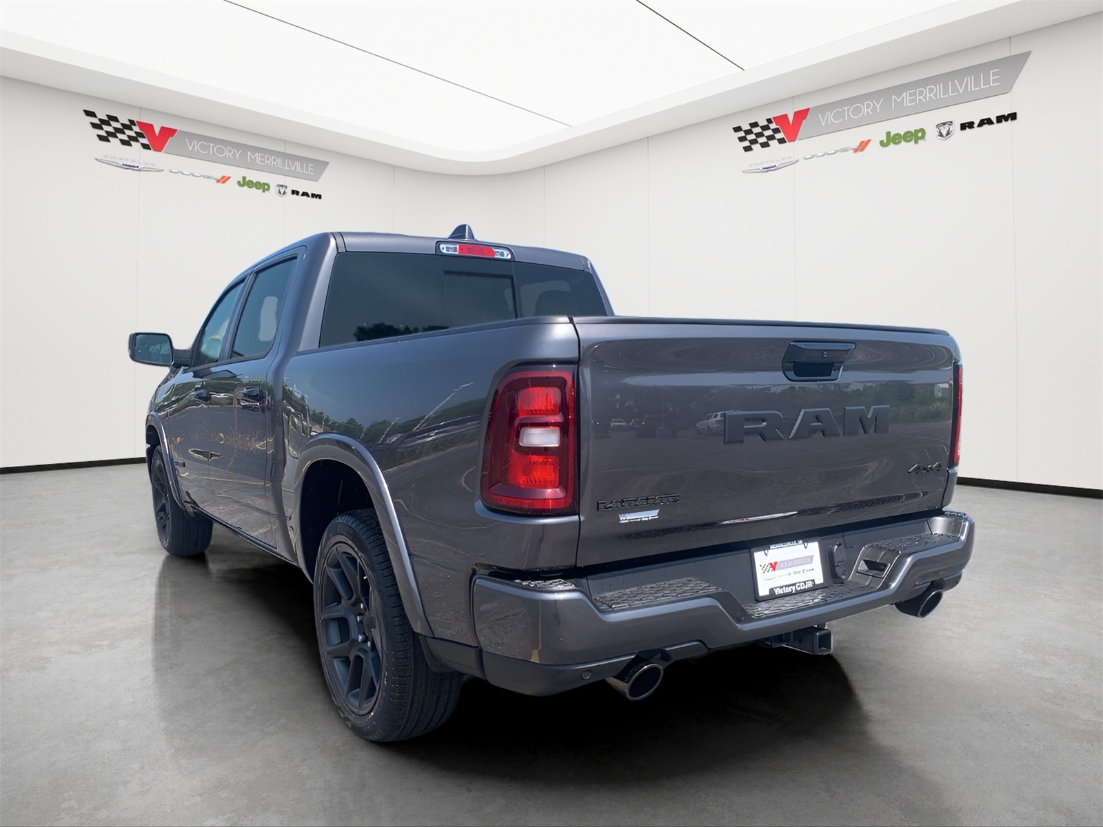 2026 Ram 1500 Laramie photo 2