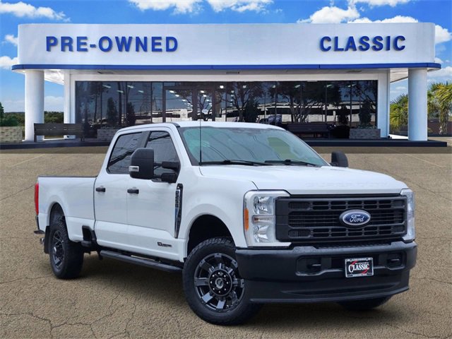 2023 Ford F-250 Super Duty XL's photo