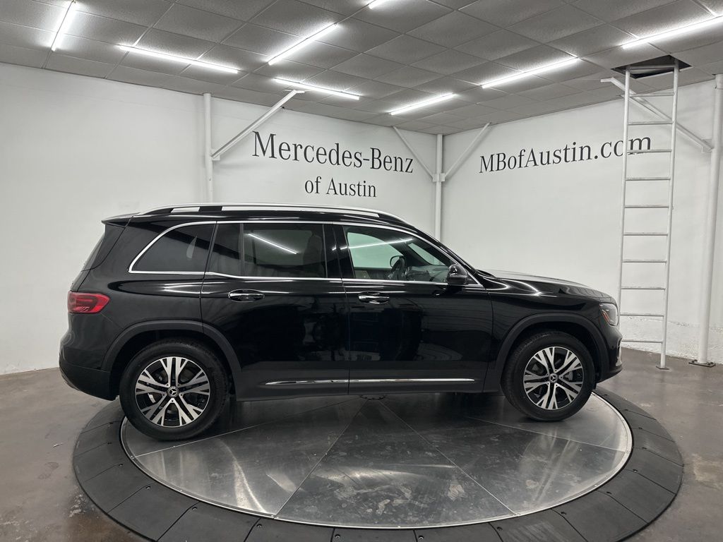 2026 Mercedes Benz GLB 250 4MATIC photo 8