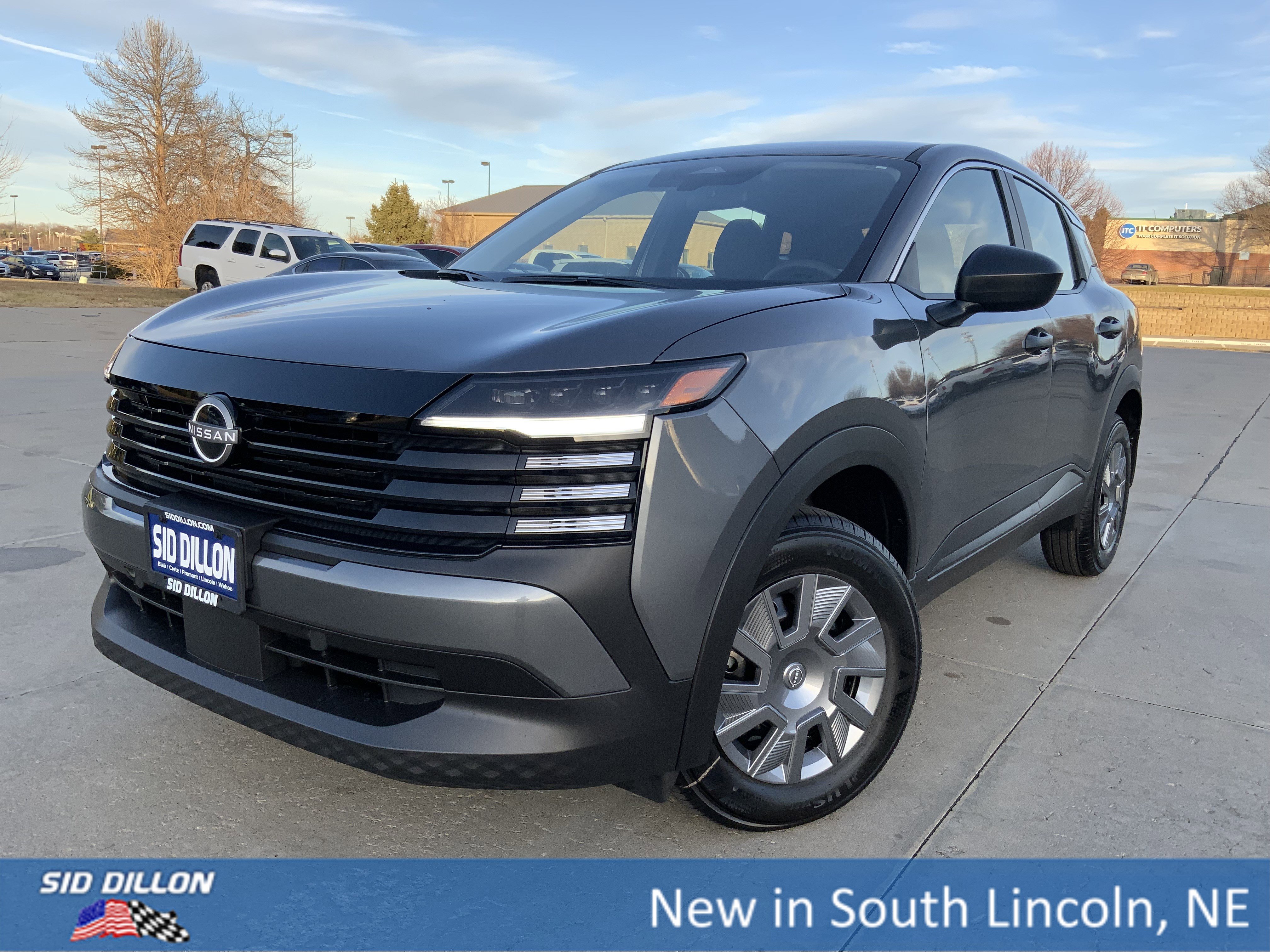 2026 Nissan KICKS S's photo