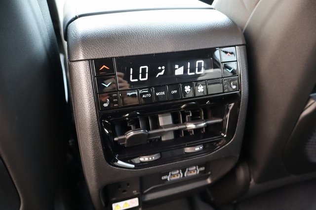 2025 Jeep Grand Cherokee L Summit photo 42