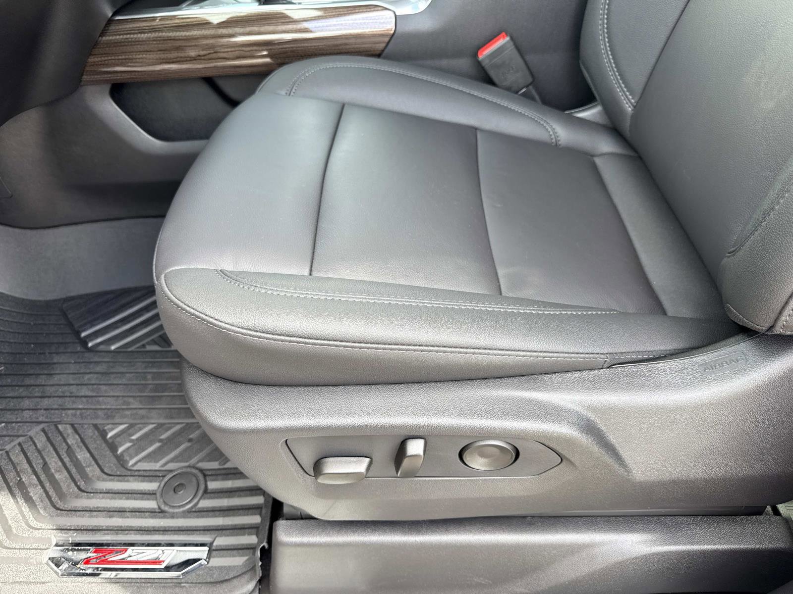 2026 Chevrolet Silverado 1500 RST photo 19