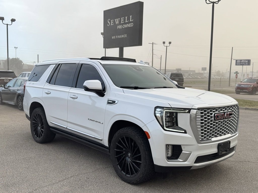 2023 GMC Yukon Denali's photo