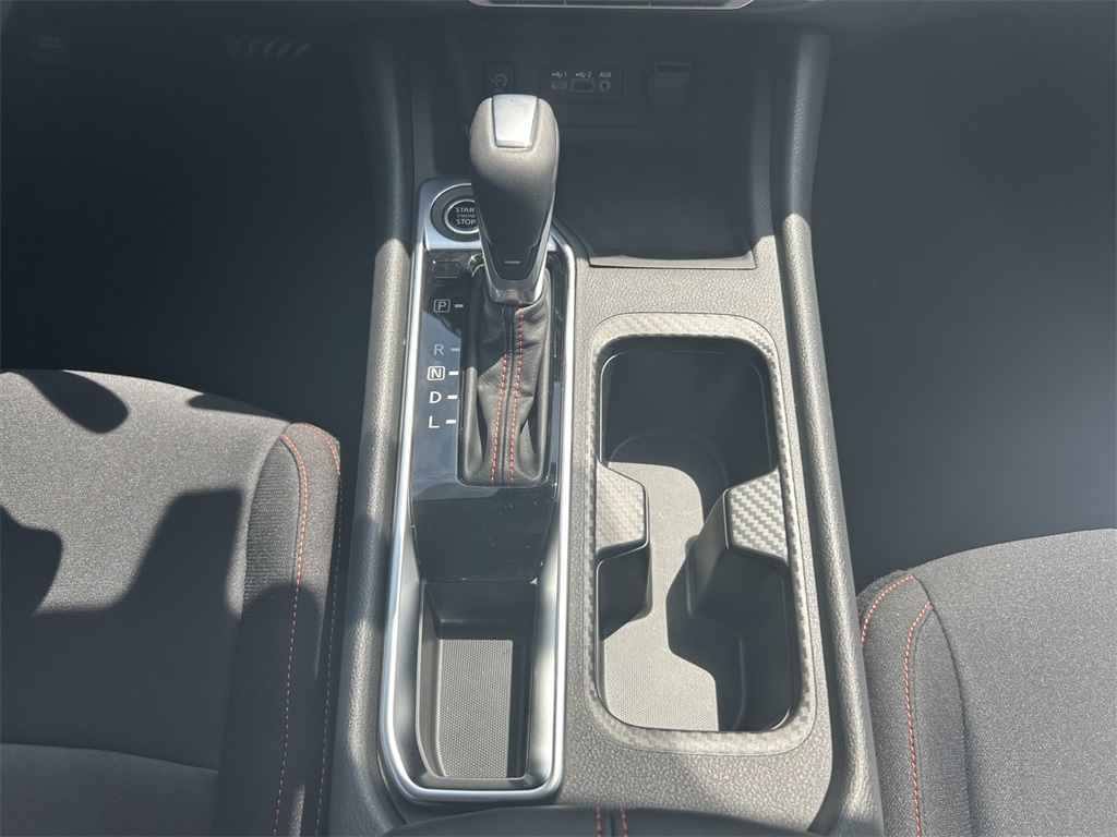 2025 Nissan Sentra SR photo 11