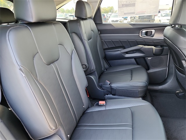 2026 Kia Sorento SX photo 14