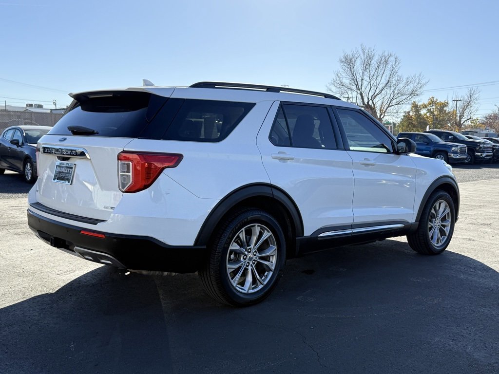 2020 Ford Explorer XLT photo 4