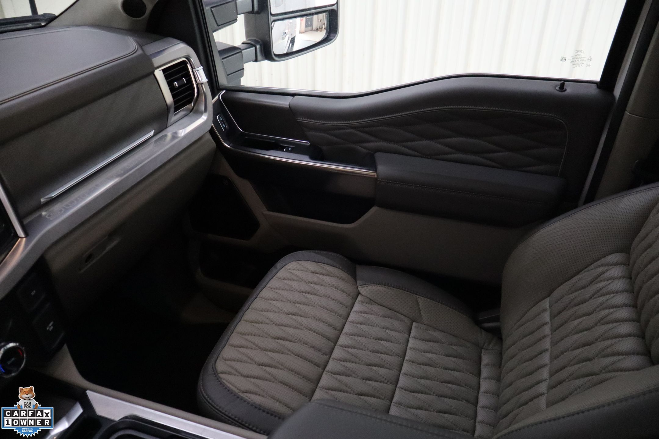 2025 Ford F-450 photo 26