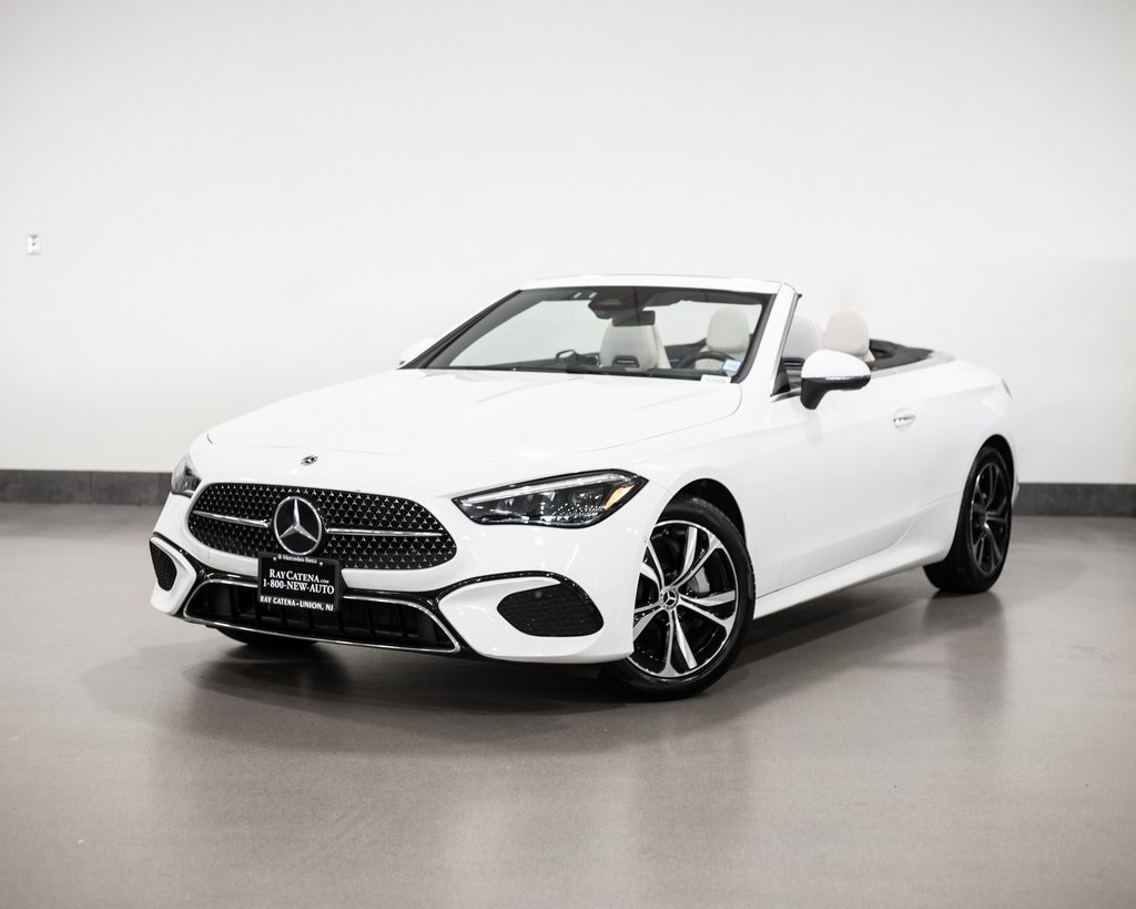 2025 Mercedes Benz CLE 300 4MATIC photo 2
