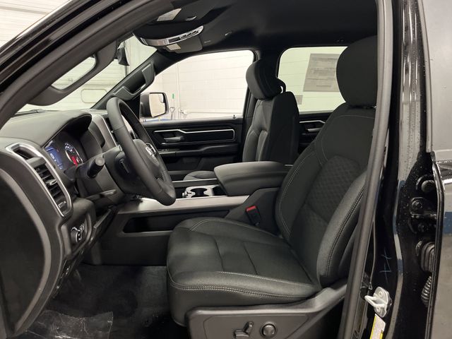 2025 Ram 1500 Big Horn Lone Star photo 4