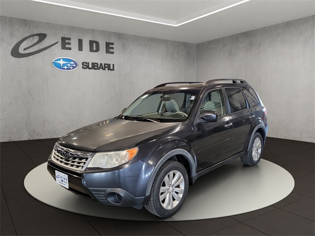 2012 Subaru Forester 2.5X Premium photo 2