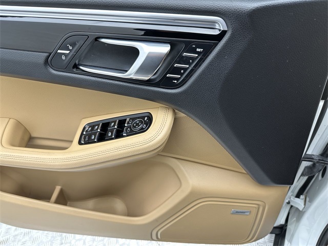 2017 Porsche Macan S photo 5