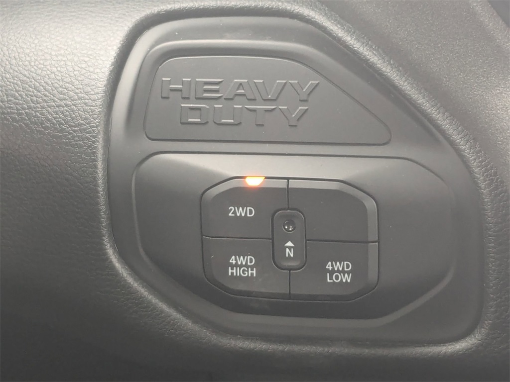 2025 Ram 2500 Tradesman photo 16