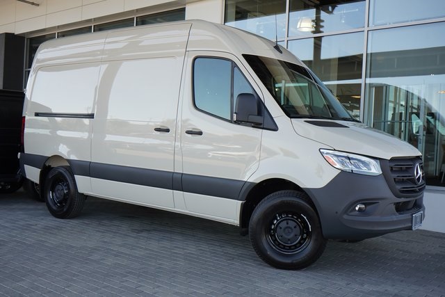 2025 Mercedes-Benz Sprinter Cargo Van Base's photo