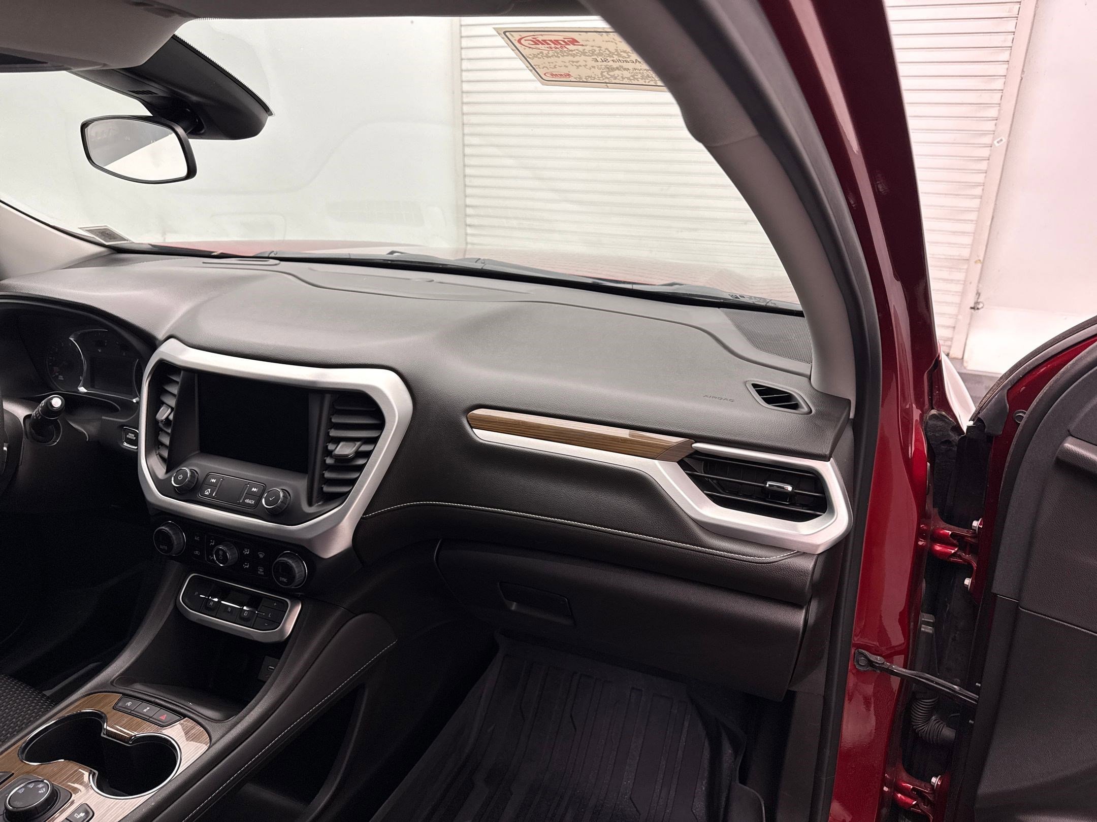 2023 Gmc Acadia SLE photo 26
