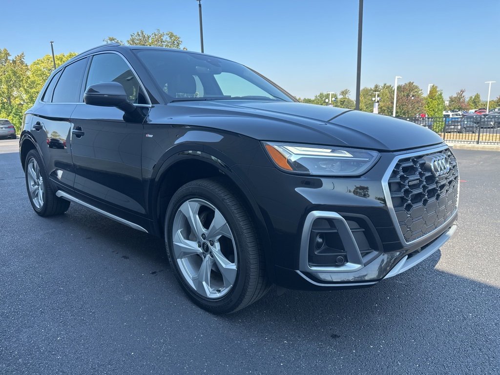2023 Audi Q5 S line Premium Plus 45 TFSI photo 3