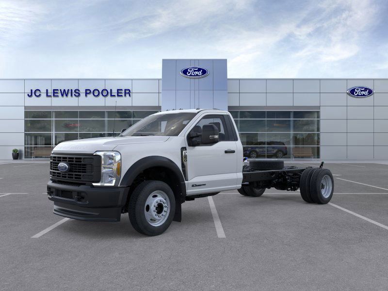 2025 Ford F-550 XL photo 2