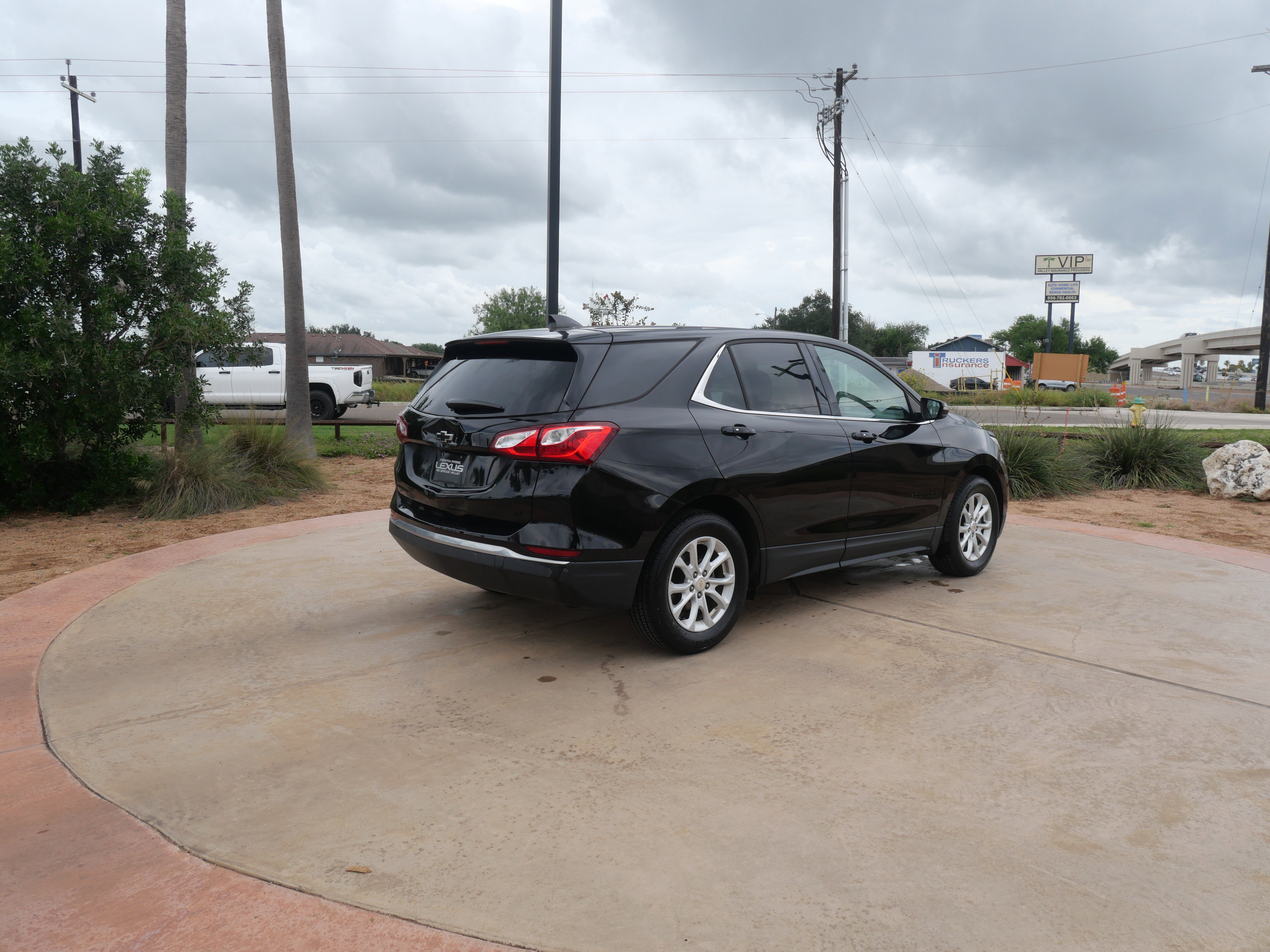 Used 2019 Chevrolet Equinox LT with VIN 2GNAXKEV5K6246155 for sale in San Juan, TX