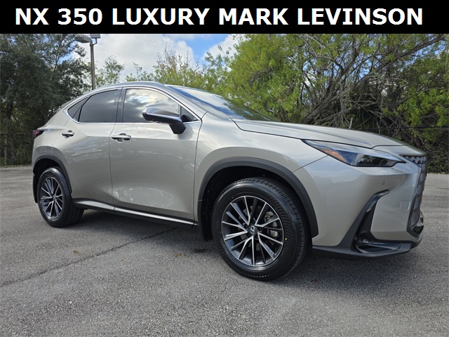 2024 Lexus NX 350's photo