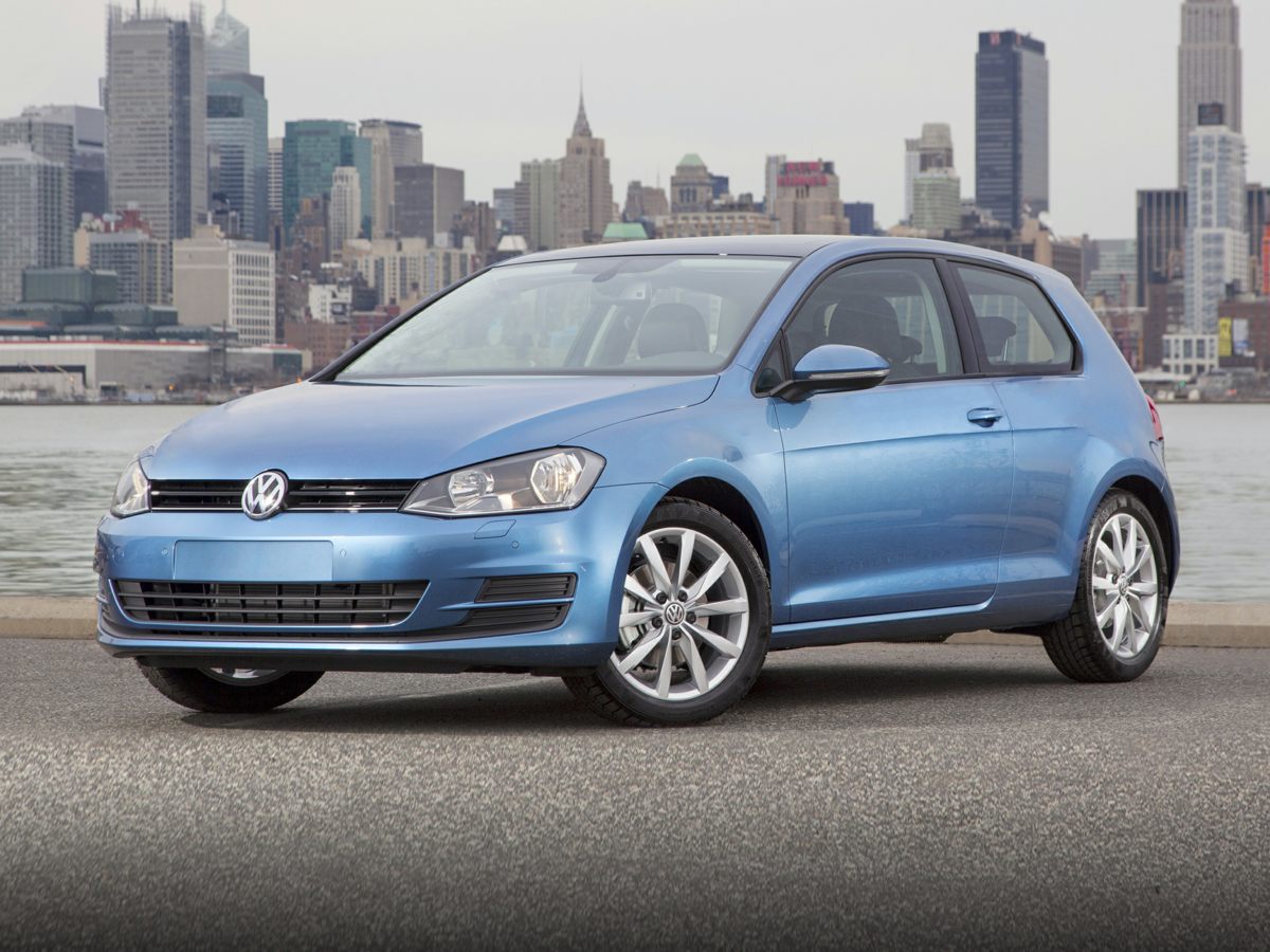 2016 Volkswagen Golf TSI SE's photo