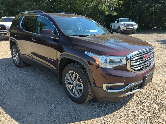 2017 Gmc Acadia SLE photo 3