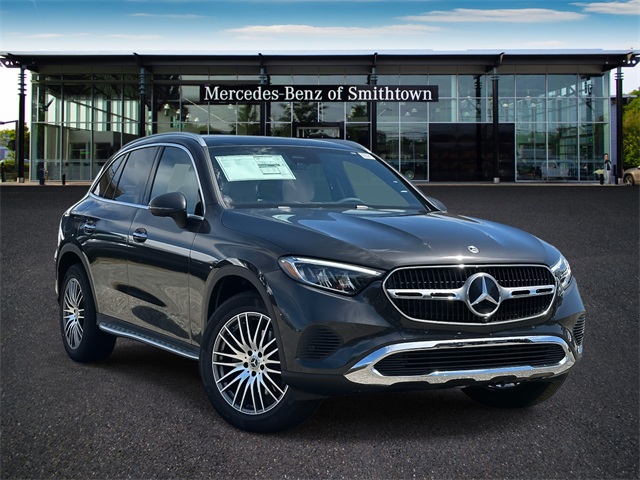 2026 Mercedes-Benz GLC Base's photo