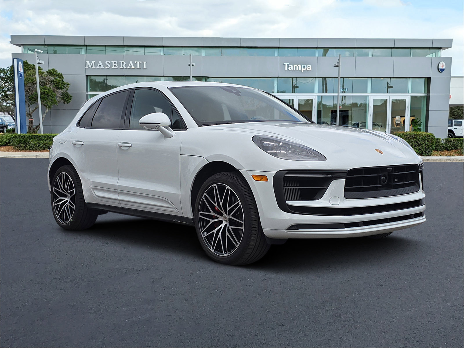 2023 Porsche Macan S