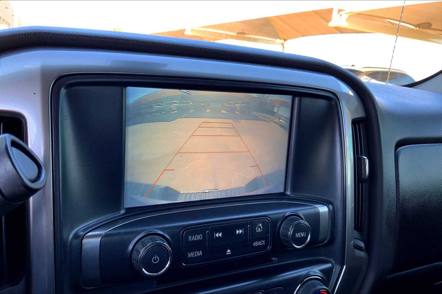 2018 Chevrolet Silverado 1500 LT photo 23