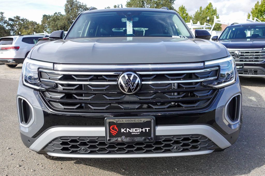 2026 Volkswagen Atlas Peak Edition SE photo 4
