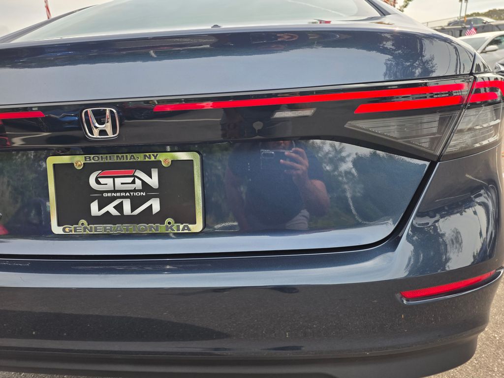 2023 Honda Accord EX photo 24
