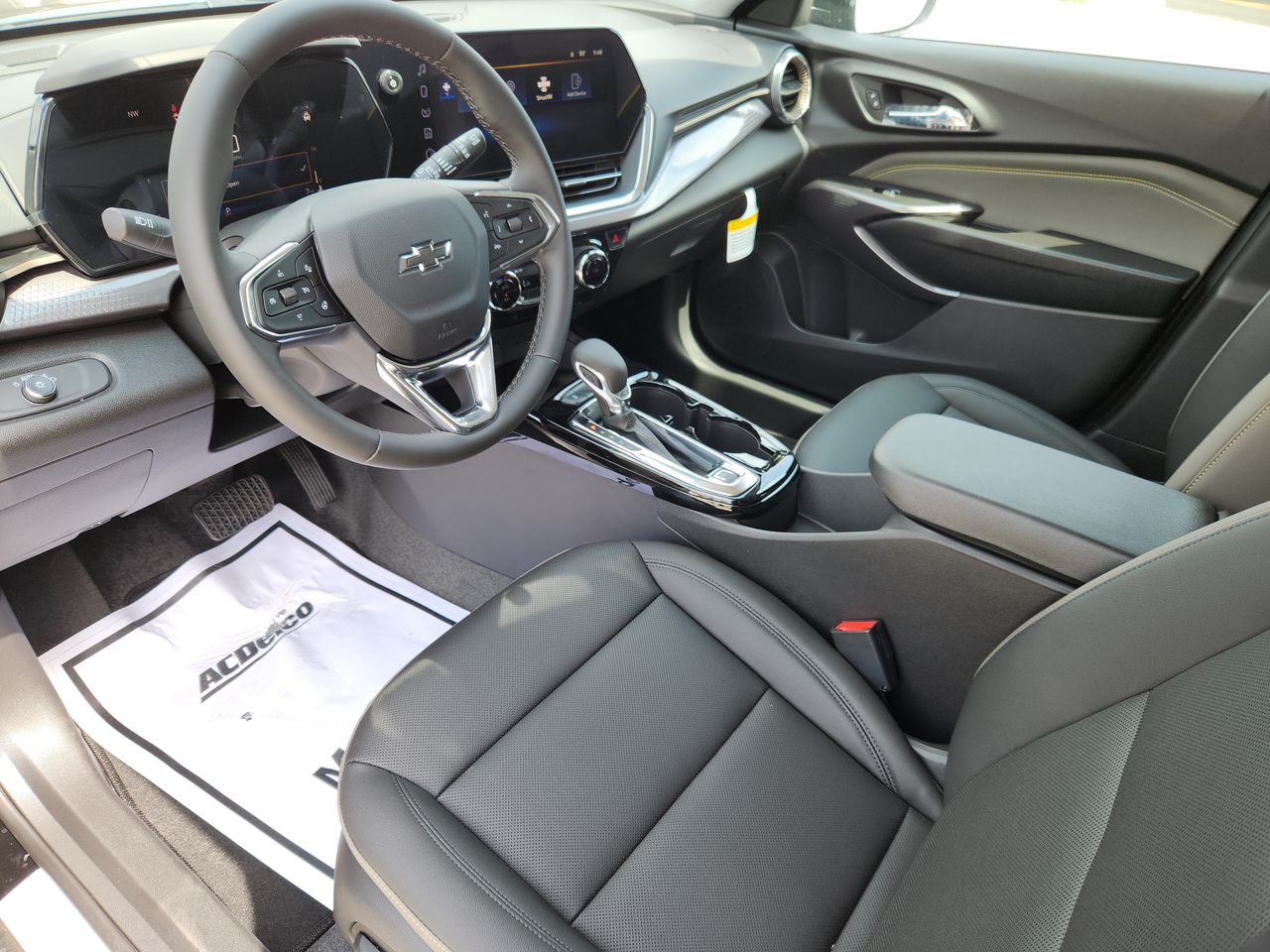 2025 Chevrolet Trax ACTIV photo 9