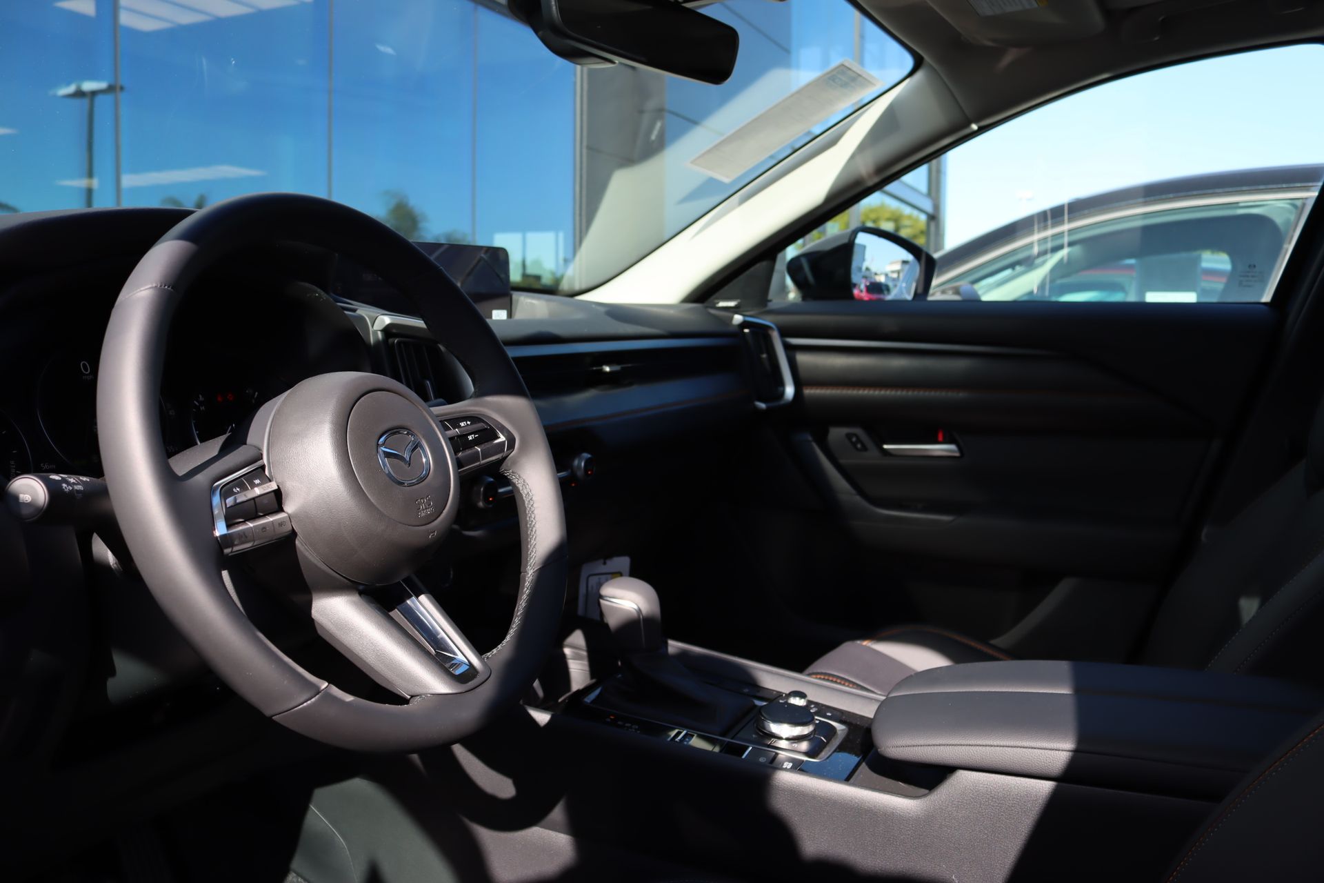2025 Mazda CX-50 Premium photo 4