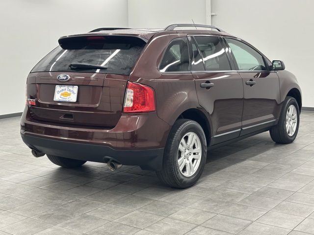 2012 Ford Edge SE photo 2
