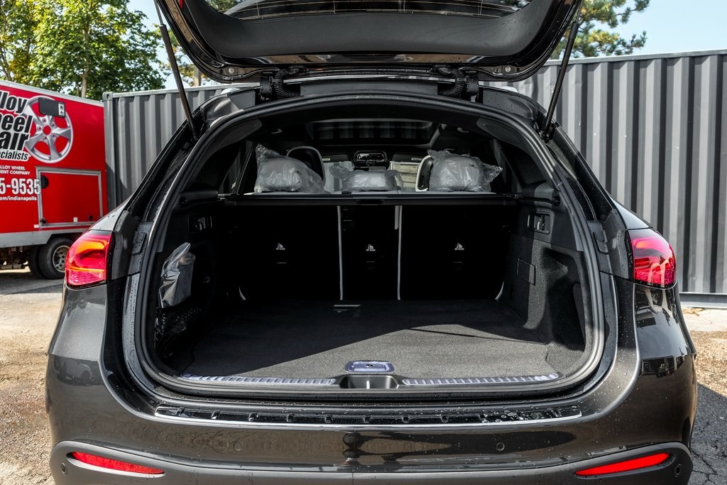 2026 Mercedes Benz GLC 300 4MATIC photo 10