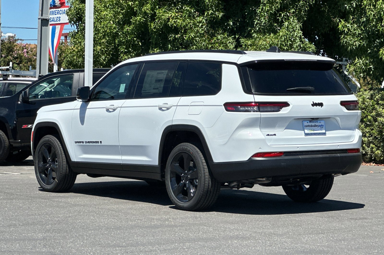 2025 Jeep Grand Cherokee Altitude X photo 6
