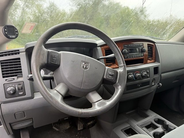 2006 Dodge Ram 3500 SLT photo 10