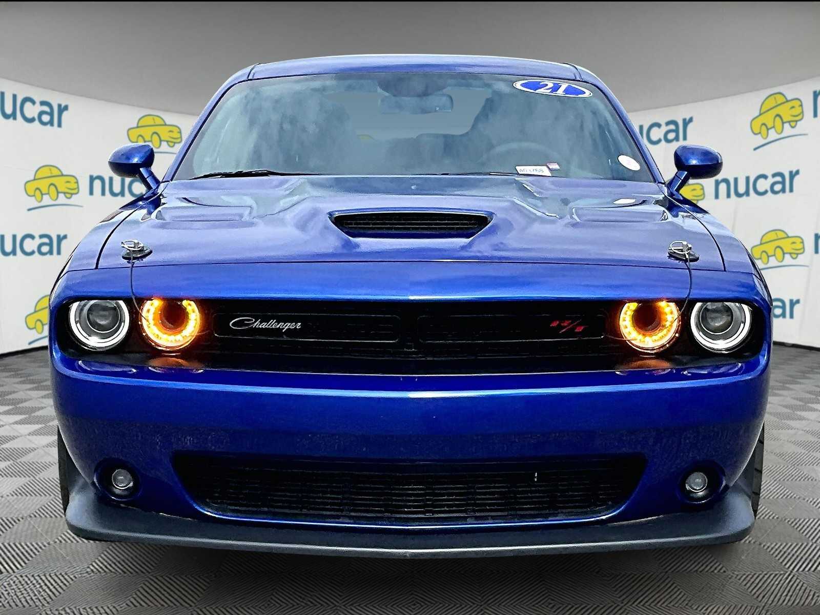 2021 Dodge Challenger R/T Scat Pack photo 2