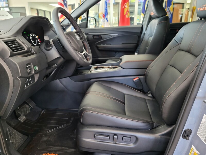 2025 Honda Ridgeline TrailSport photo 4