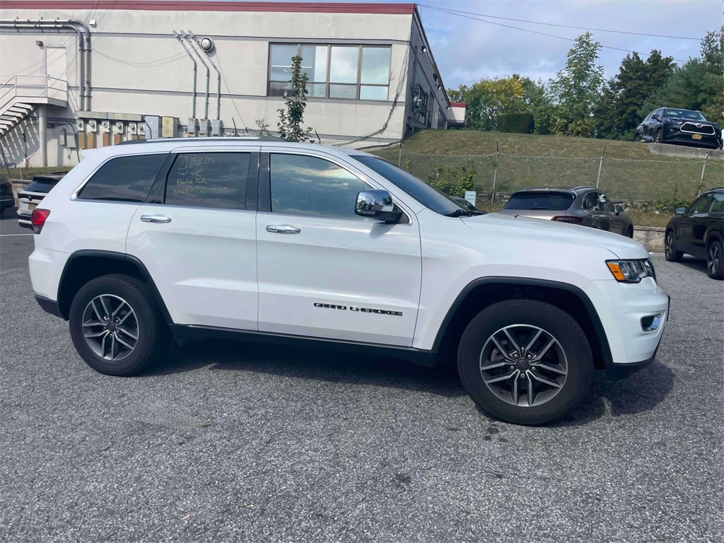 2019 Jeep Grand Cherokee Limited photo 3