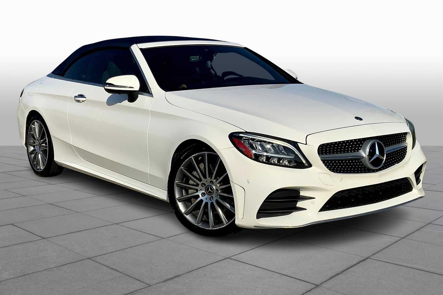 2019 Mercedes Benz C 300 photo 2
