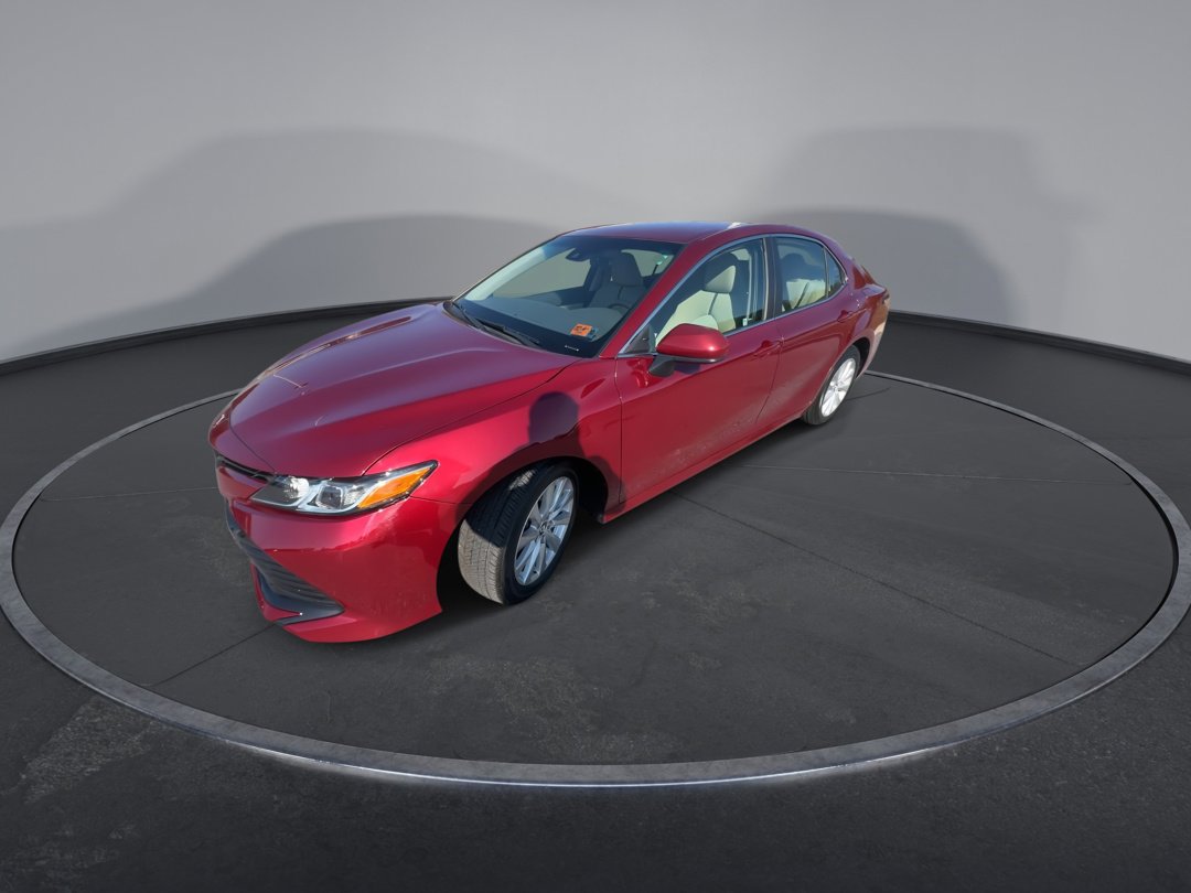 2018 Toyota Camry LE photo 4