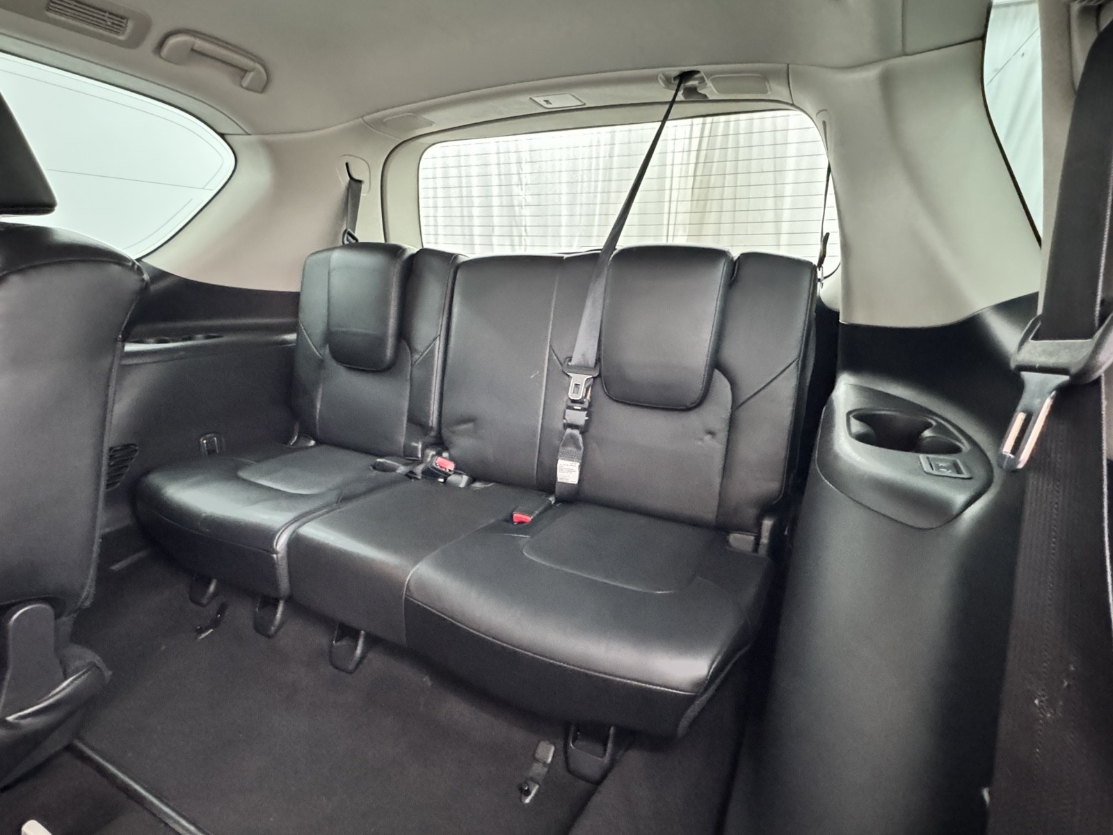 2017 Infiniti QX80 Limited photo 46
