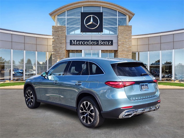 2026 Mercedes Benz GLC 350e 4MATIC photo 3
