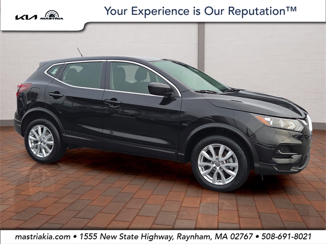 2021 Nissan Rogue Sport S's photo