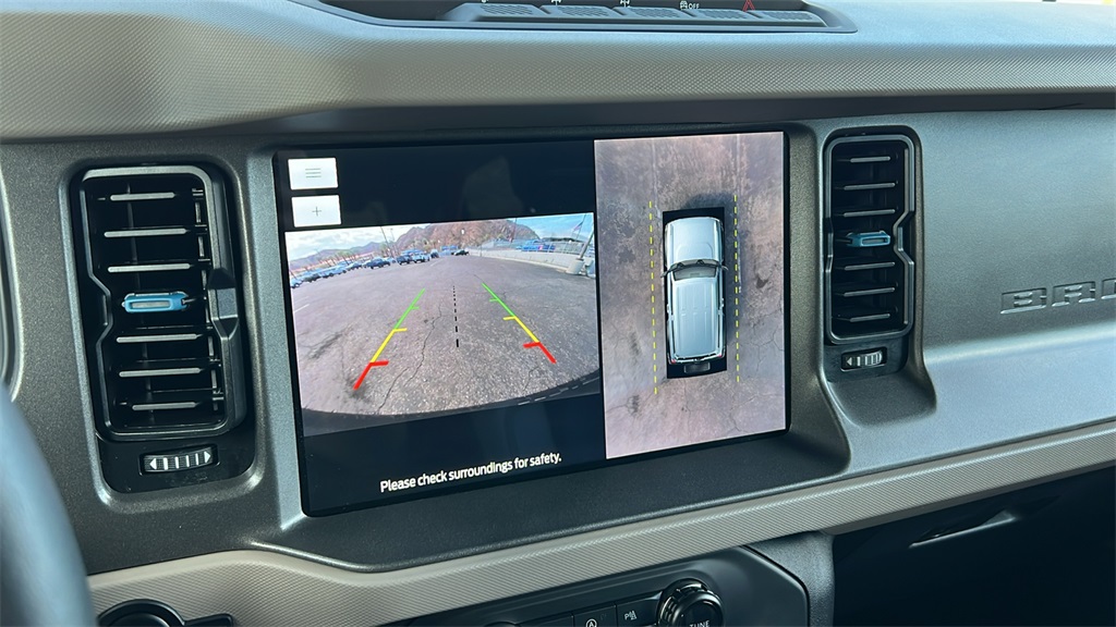 2024 Ford Bronco Wildtrak photo 17
