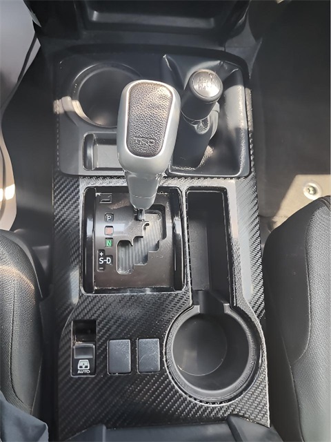 2024 Toyota 4Runner TRD Off-Road photo 22