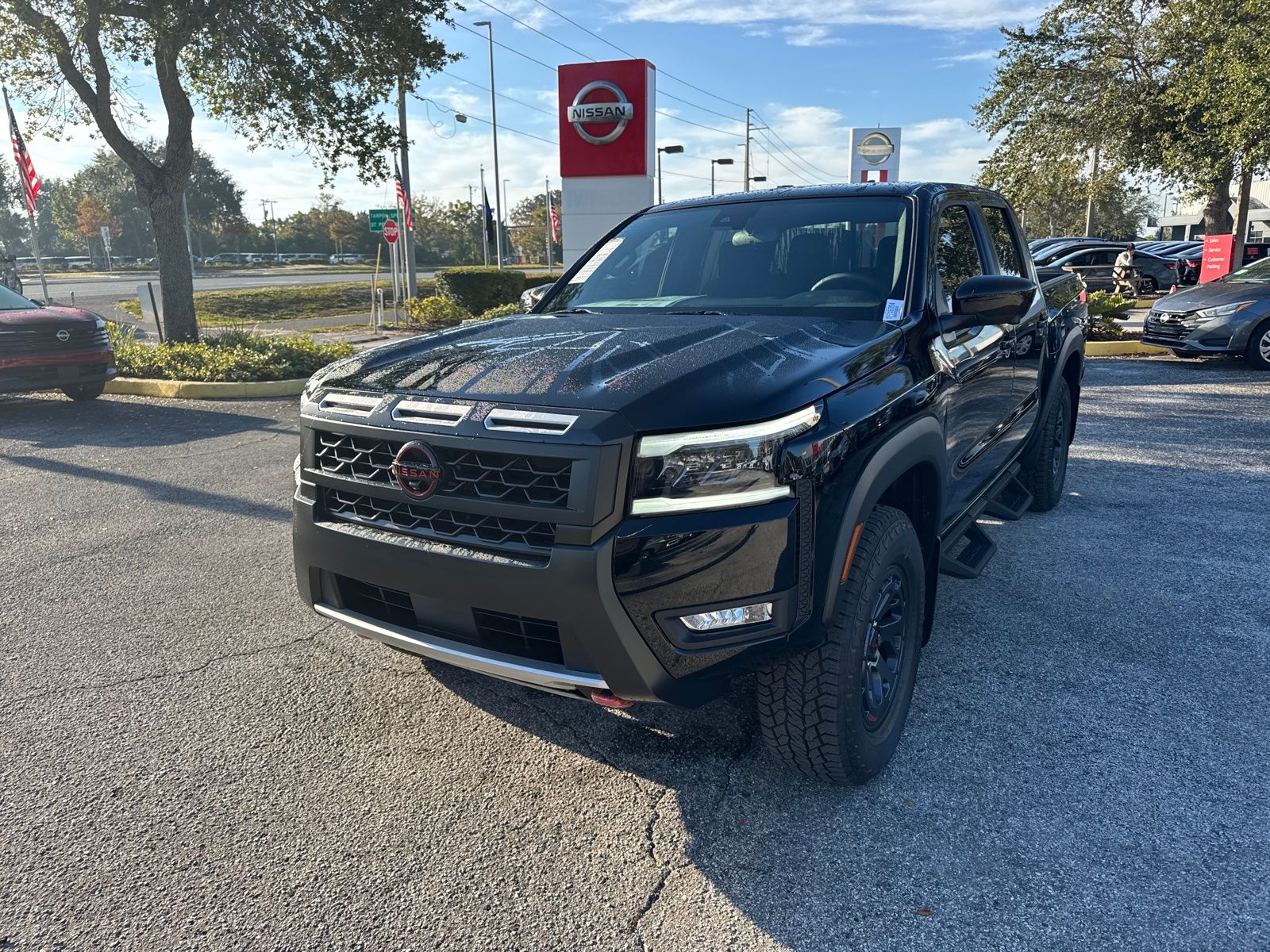 2026 Nissan Frontier PRO-4X photo 2