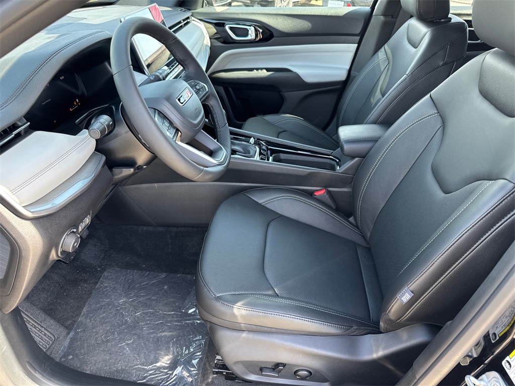 2025 Jeep Compass Limited photo 24
