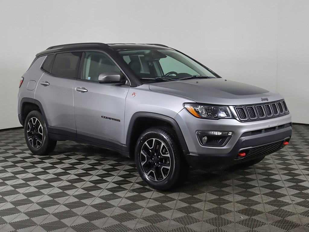 Used 2019 Jeep Compass Trailhawk with VIN 3C4NJDDB8KT795231 for sale in Cleveland Heights, OH