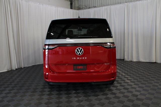 2025 Volkswagen ID. Buzz Pro Plus photo 4