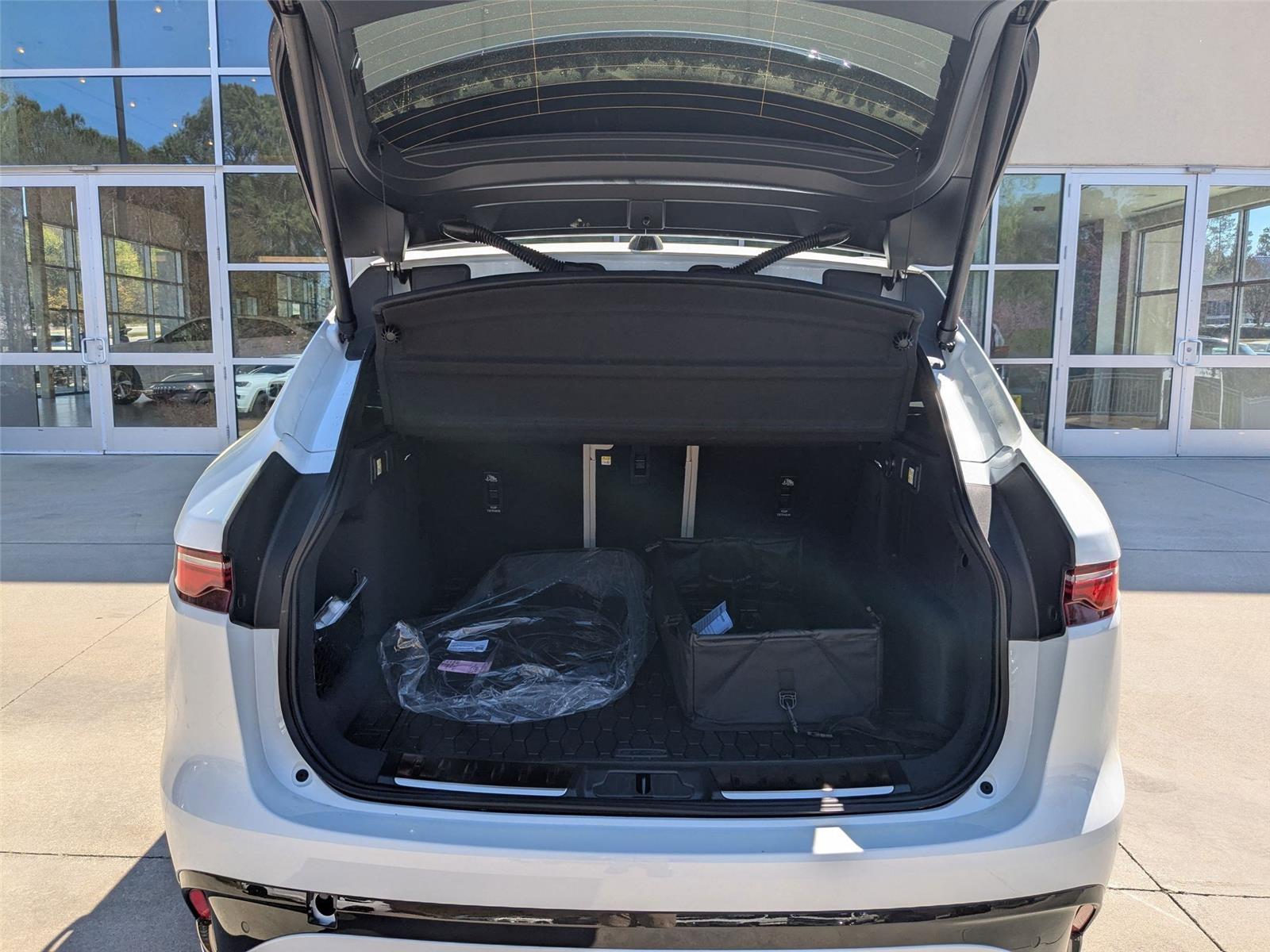 2026 Jaguar F-PACE P250 R-Dynamic S photo 25